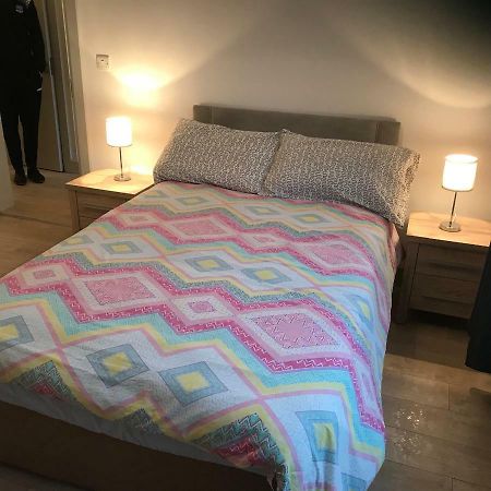 Newcastle Guest House Голуэй Экстерьер фото